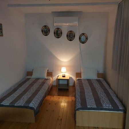 אוהריד Mateski Guest House מראה חיצוני תמונה