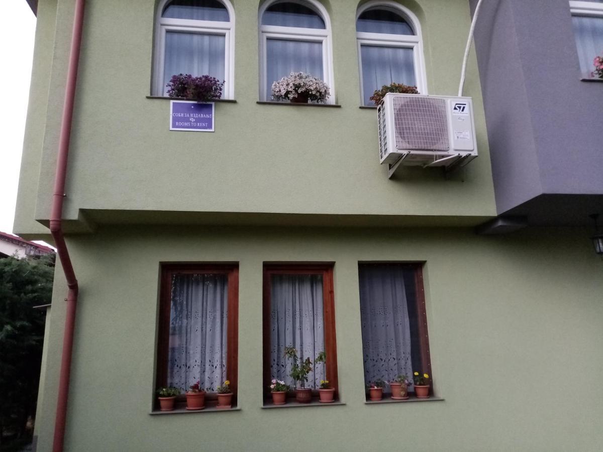 אוהריד Mateski Guest House מראה חיצוני תמונה