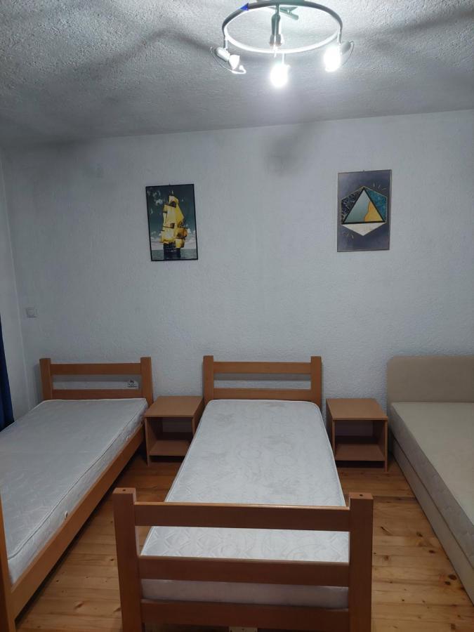 אוהריד Mateski Guest House מראה חיצוני תמונה