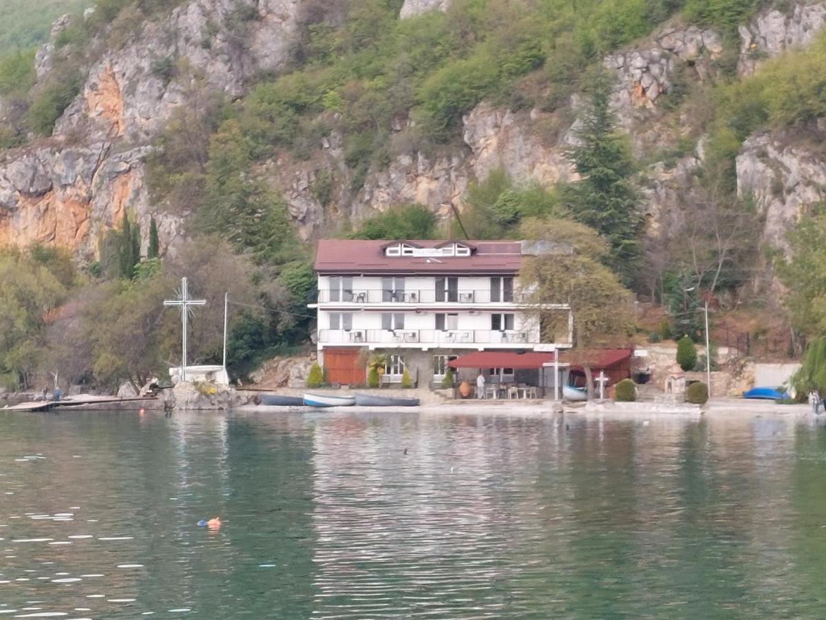 אוהריד Mateski Guest House מראה חיצוני תמונה